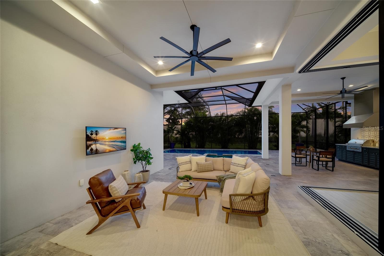 Single Family Residence at 8340 CATAMARAN CIR, LAKEWOOD RANCH, photo 12 of 54