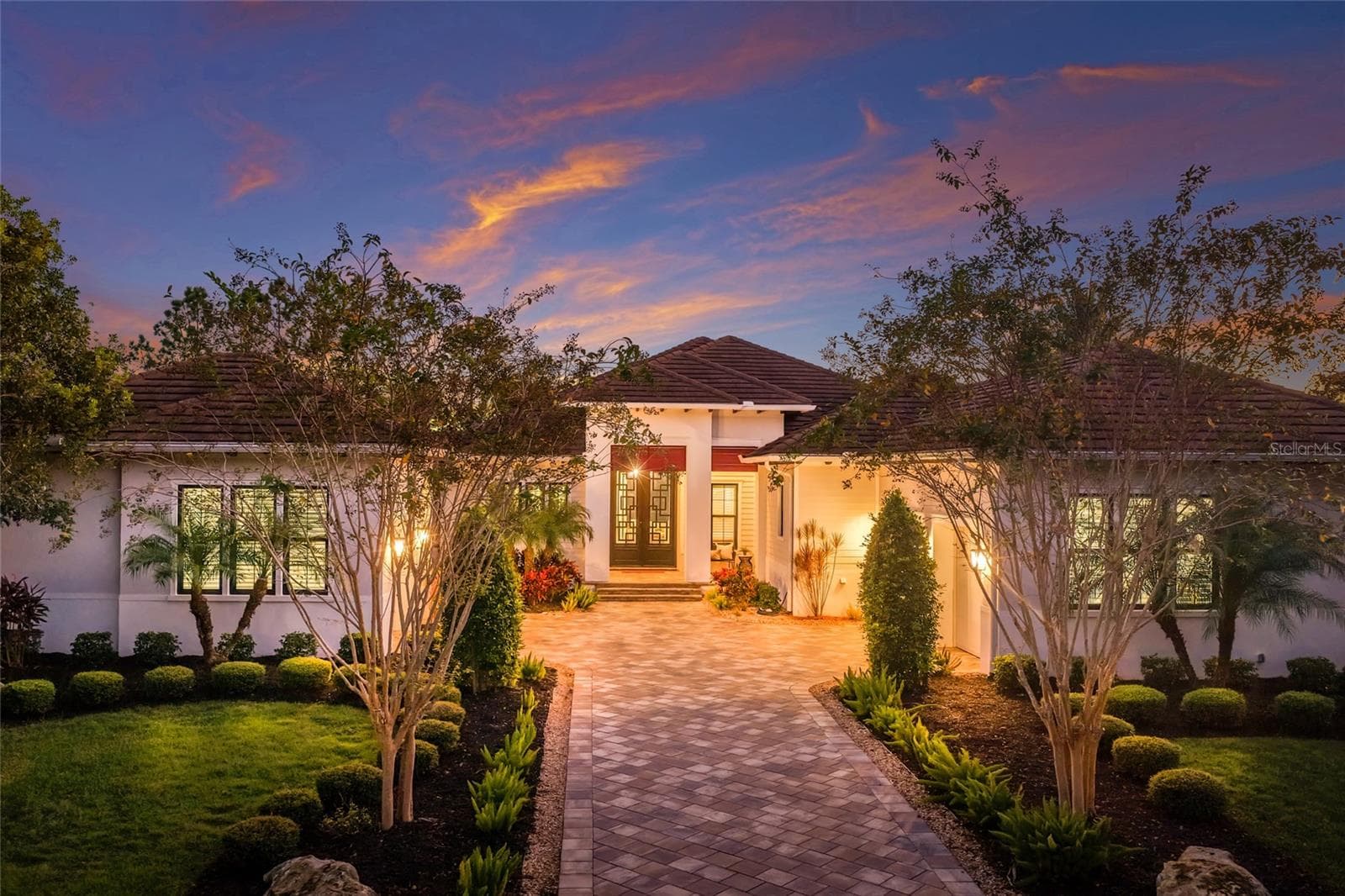 Single Family Residence at 8340 CATAMARAN CIR, LAKEWOOD RANCH, photo 45 of 54