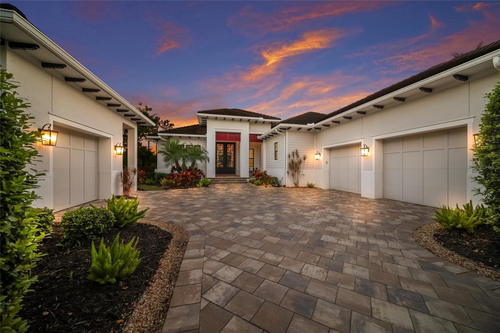 Single Family Residence at 8340 CATAMARAN CIR, LAKEWOOD RANCH, photo 47 of 54