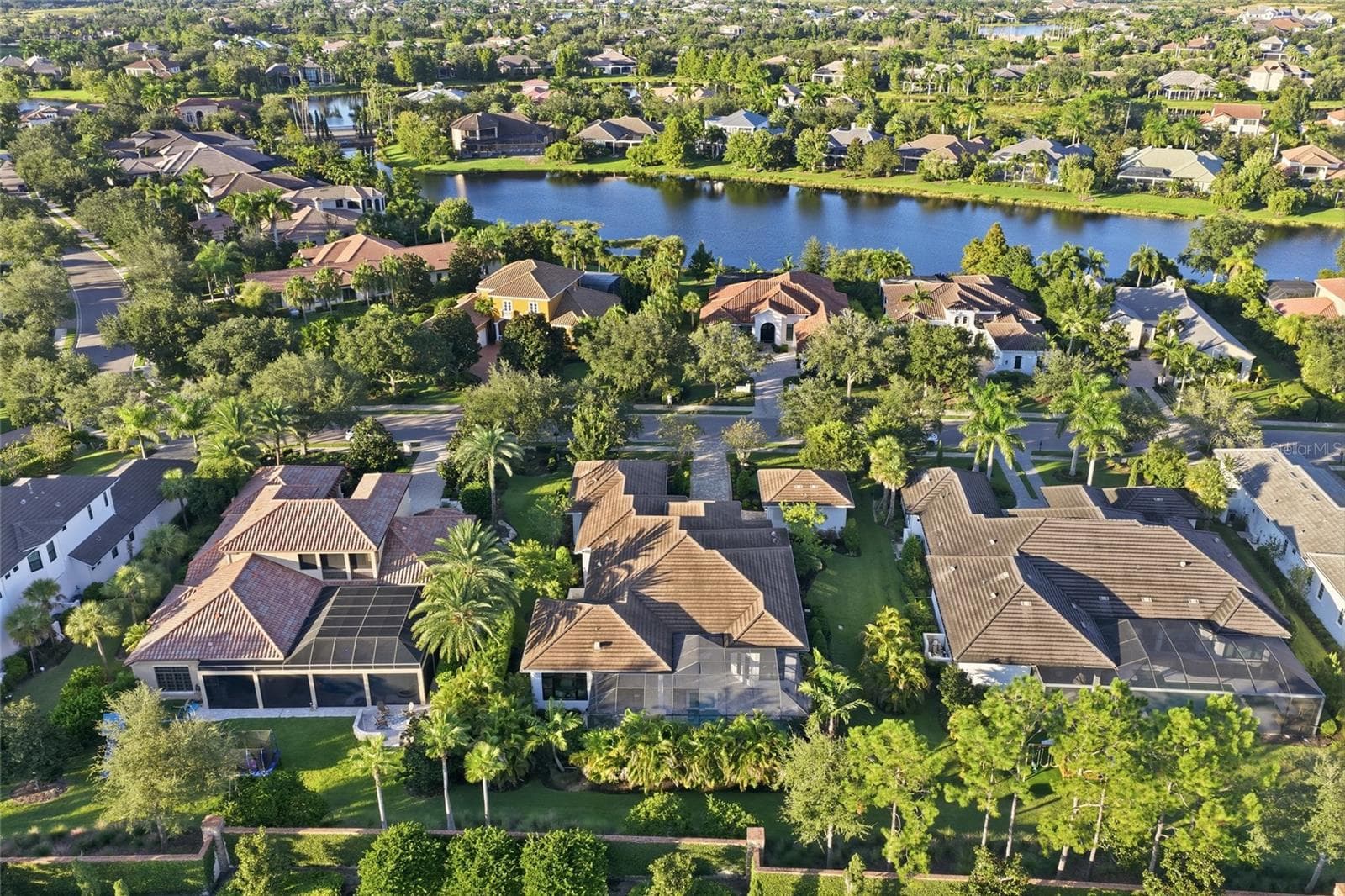 Single Family Residence at 8340 CATAMARAN CIR, LAKEWOOD RANCH, photo 52 of 54