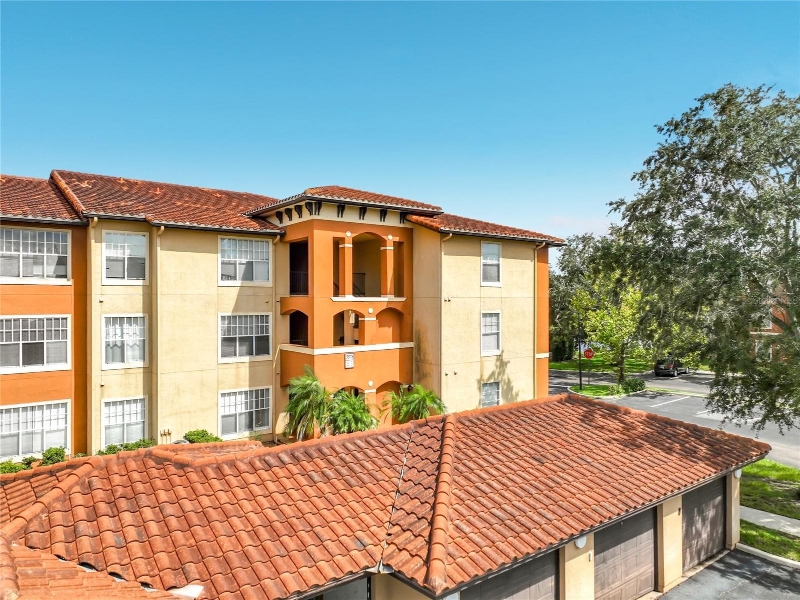 Front - 5578 METROWEST BLVD #1-310, ORLANDO
