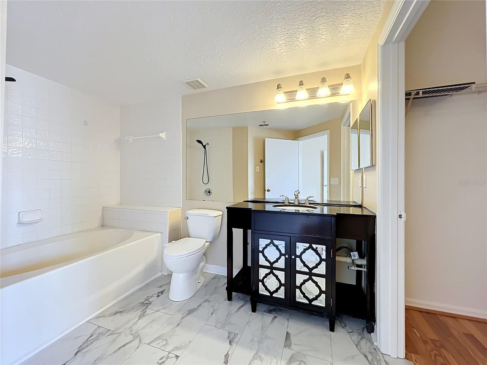 Primary Bathroom - 5578 METROWEST BLVD #1-310, ORLANDO