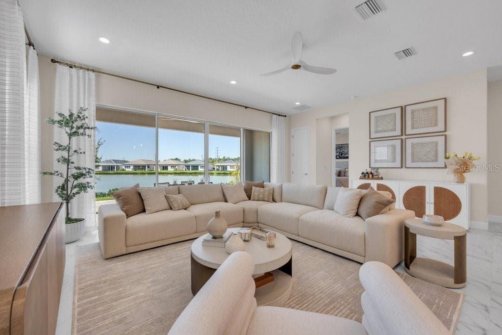 Single Family Residence at 32643 NEROLI ST, WESLEY CHAPEL, photo 15 of 46