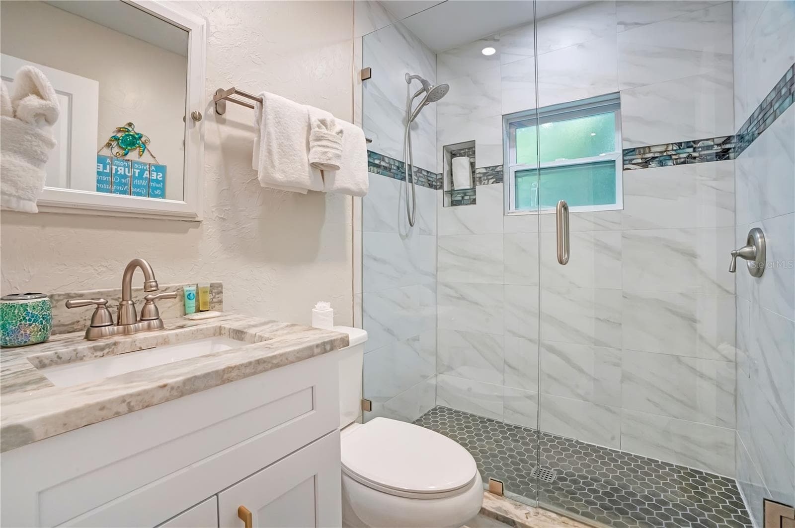 Condominium at 571 SAINT JUDES DR #4, LONGBOAT KEY, photo 11 of 18