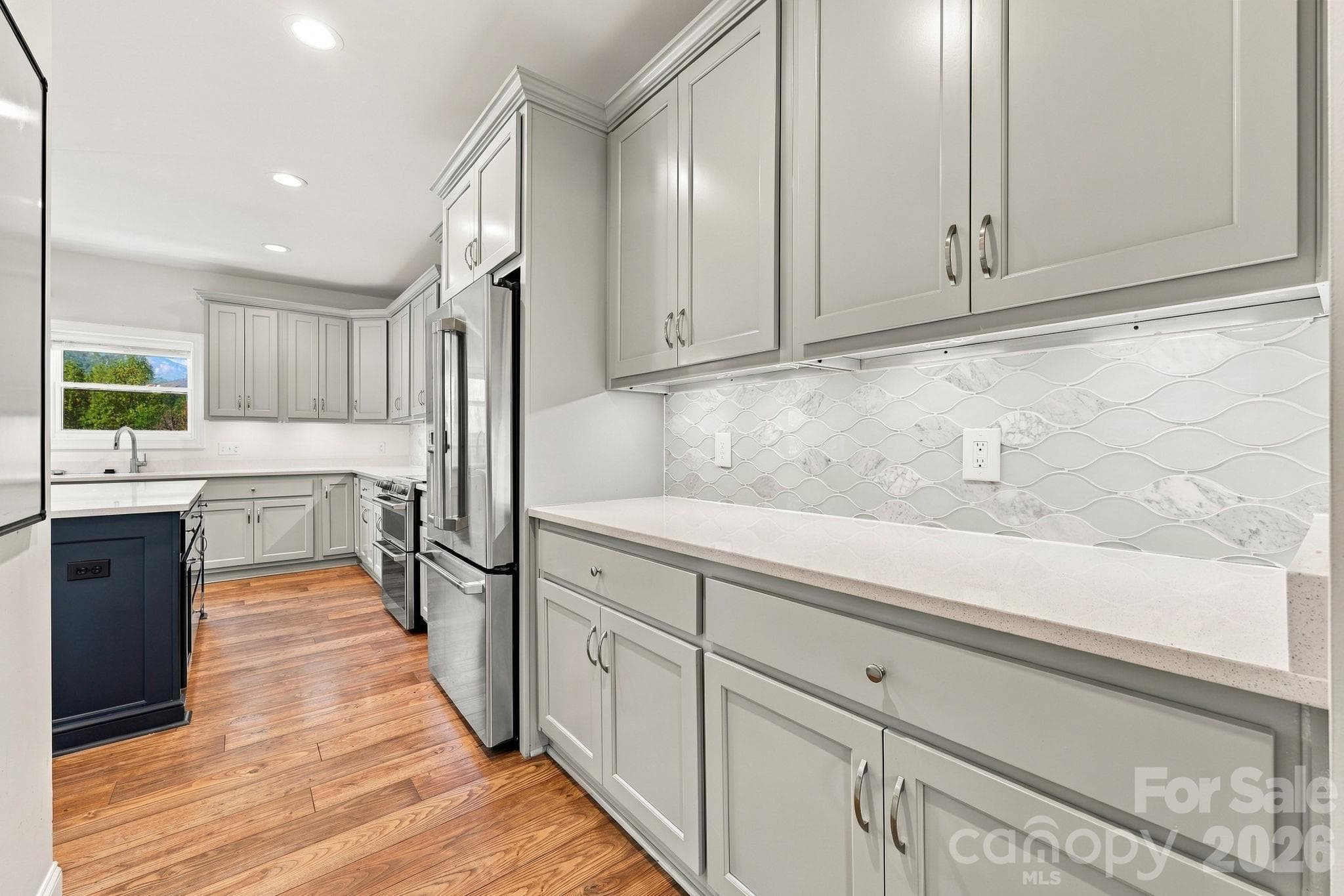Single Family Residence at 68 Rock View Court, Hendersonville, photo 5 of 48