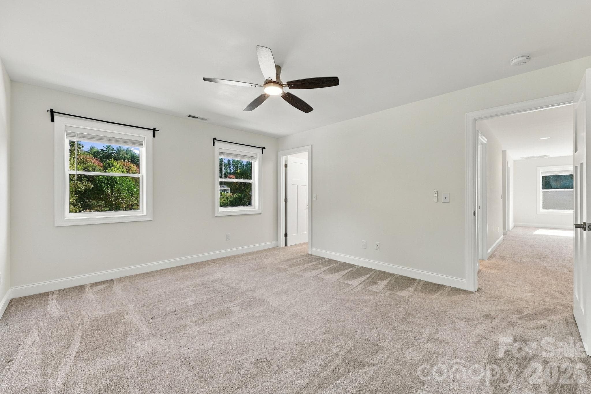 Single Family Residence at 68 Rock View Court, Hendersonville, photo 25 of 48