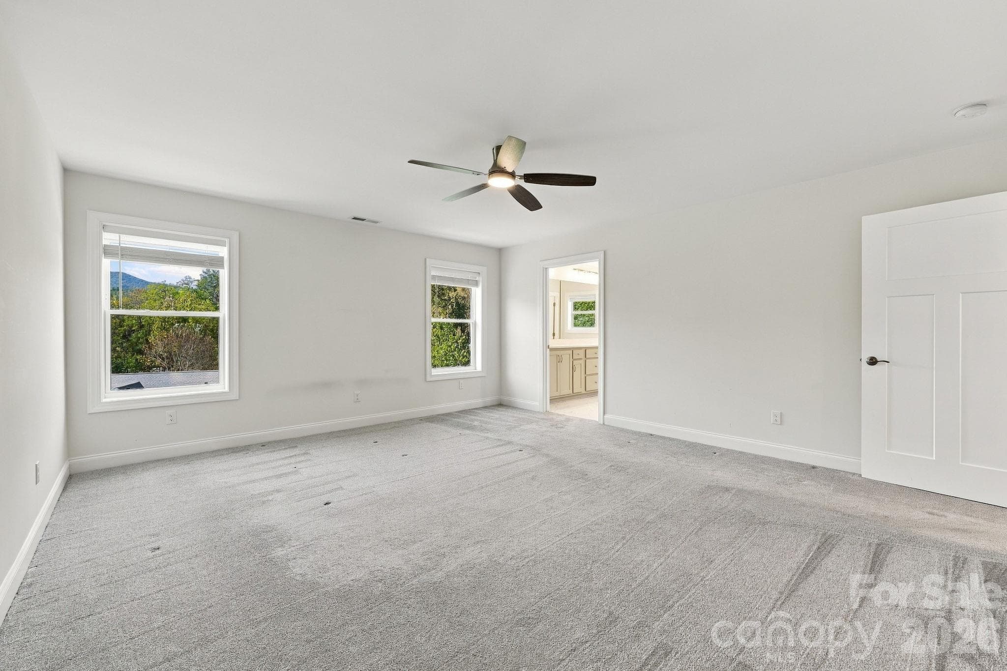 Single Family Residence at 68 Rock View Court, Hendersonville, photo 27 of 48