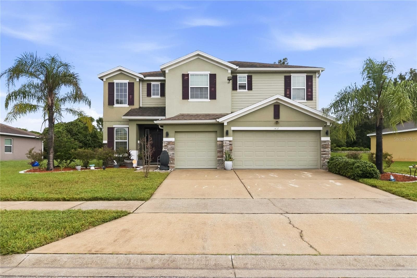 1437 DAYSTAR LN