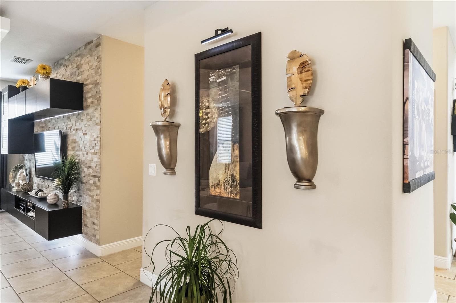 Single Family Residence at 1437 DAYSTAR LN, DELTONA, photo 13 of 53