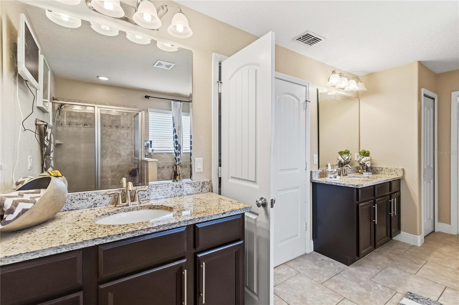 Single Family Residence at 1437 DAYSTAR LN, DELTONA, photo 41 of 53