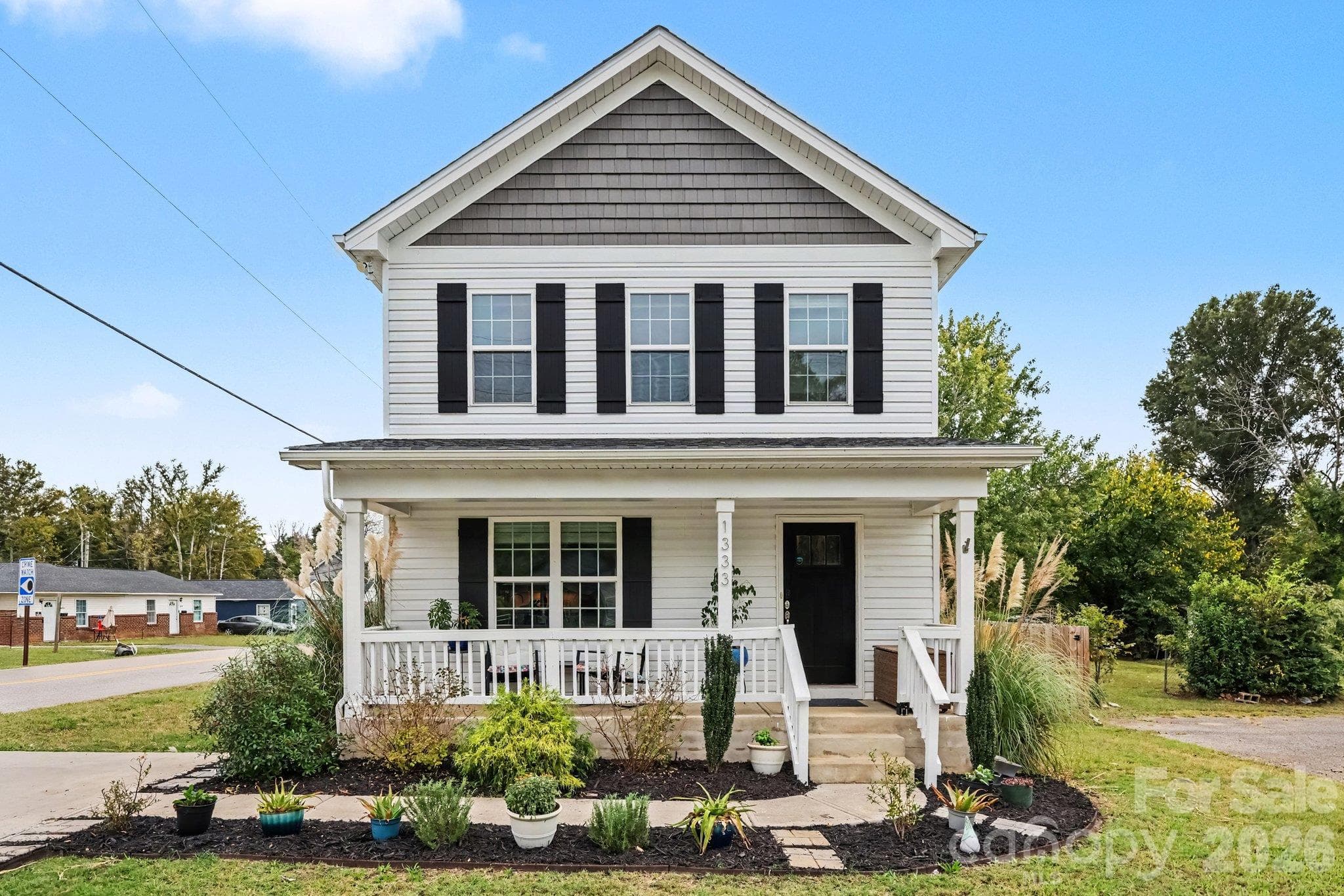 Single Family Residence at 1333 Crawford Road, Rock Hill, photo 2 of 17