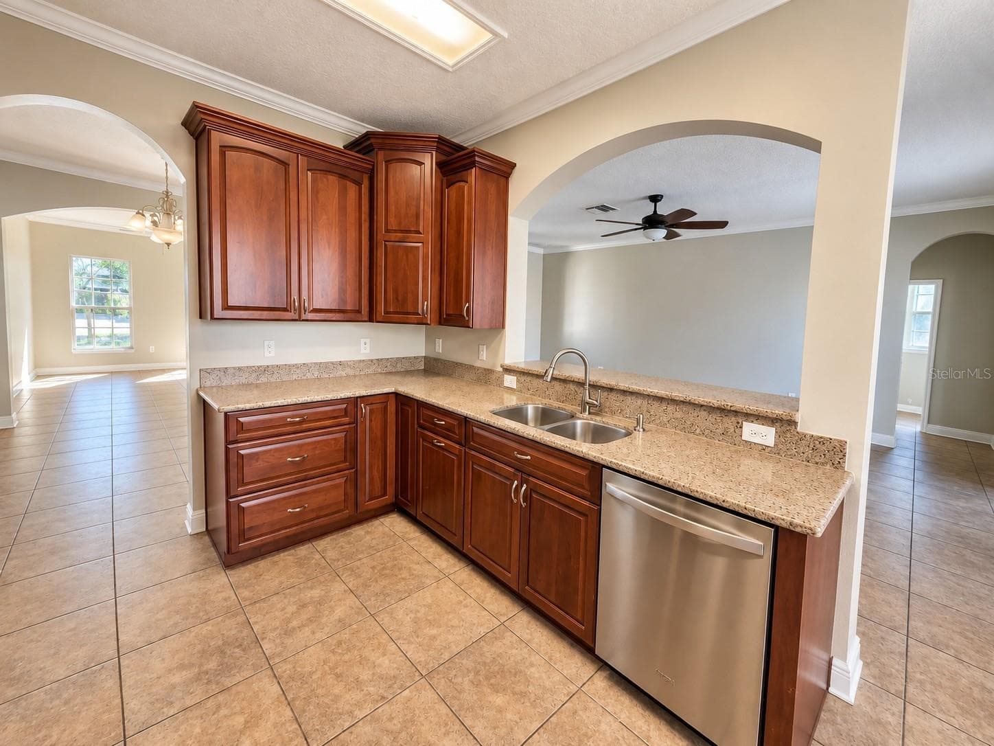 Single Family Residence at 1753 OPEN FIELD LOOP, BRANDON, photo 15 of 82