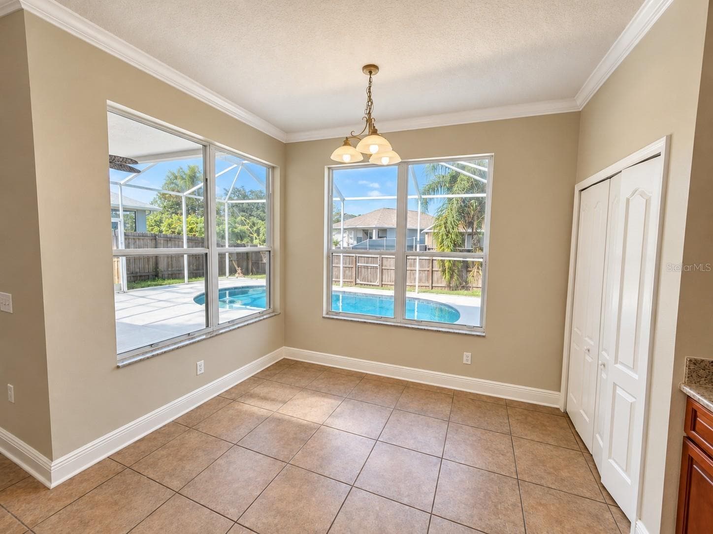 Eat in area - 1753 OPEN FIELD LOOP, BRANDON