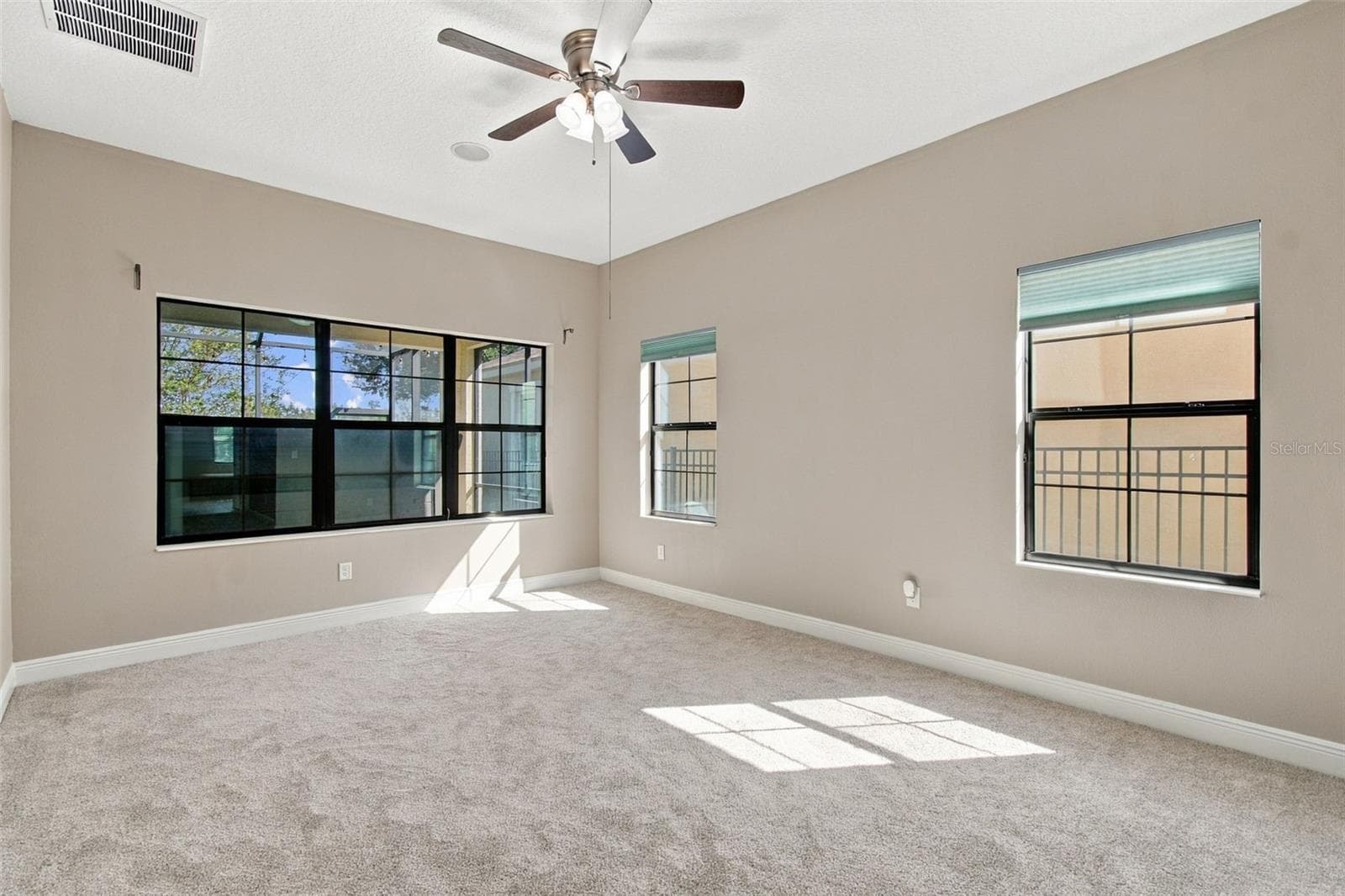 1st Floor Primary Bedroom - 5830 WATERCOLOR DR, LITHIA