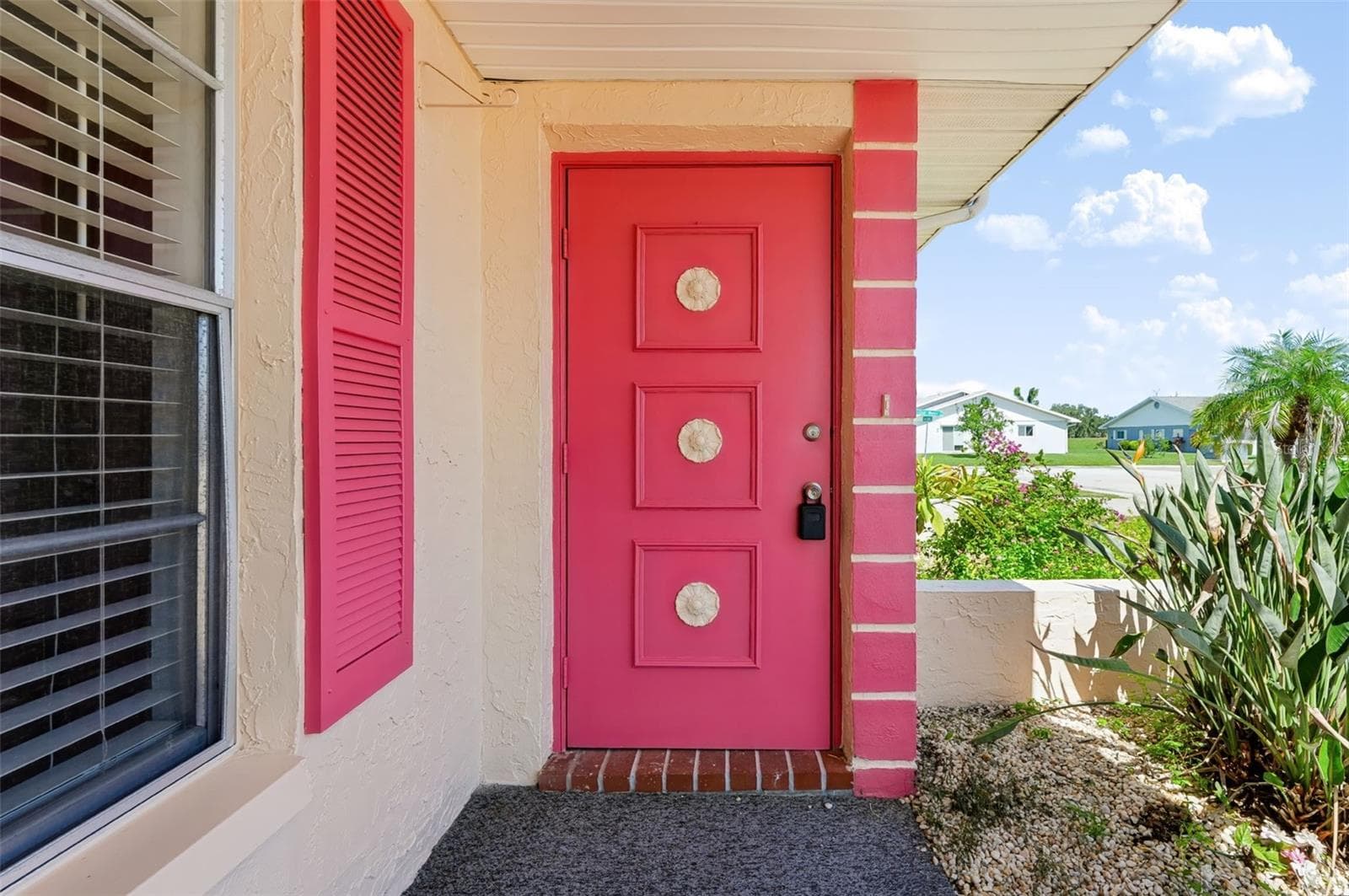 Single Family Residence at 303 GREEN MANOR DR, SUN CITY CENTER, photo 4 of 45