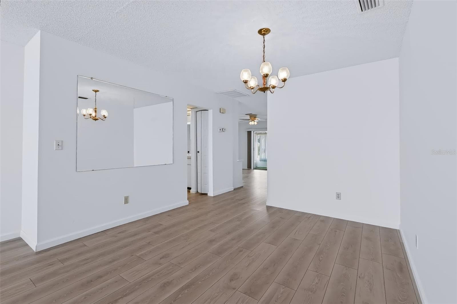 Single Family Residence at 303 GREEN MANOR DR, SUN CITY CENTER, photo 16 of 45