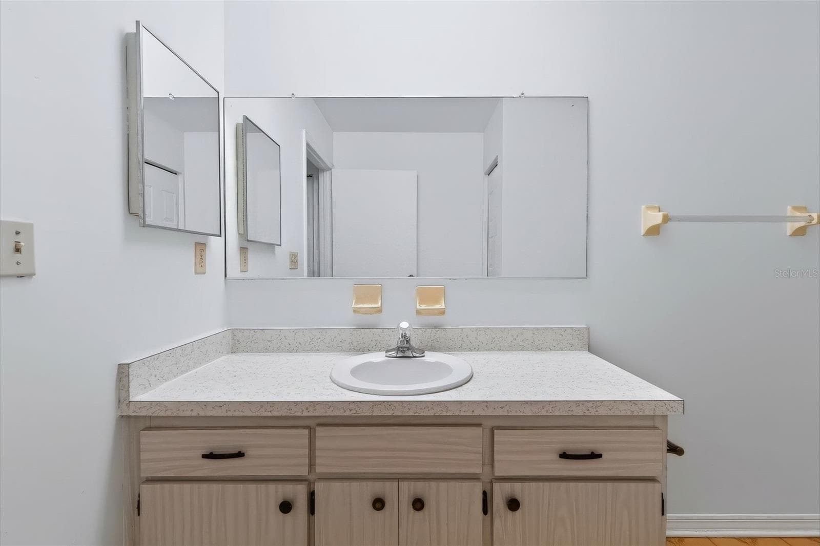 Single Family Residence at 303 GREEN MANOR DR, SUN CITY CENTER, photo 22 of 45