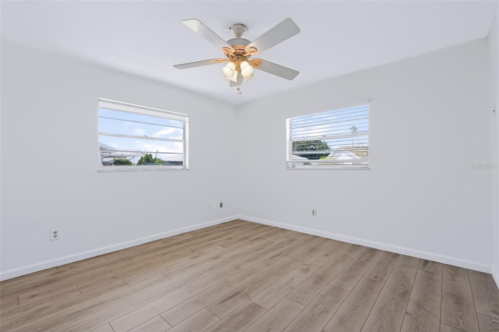 Single Family Residence at 303 GREEN MANOR DR, SUN CITY CENTER, photo 24 of 45