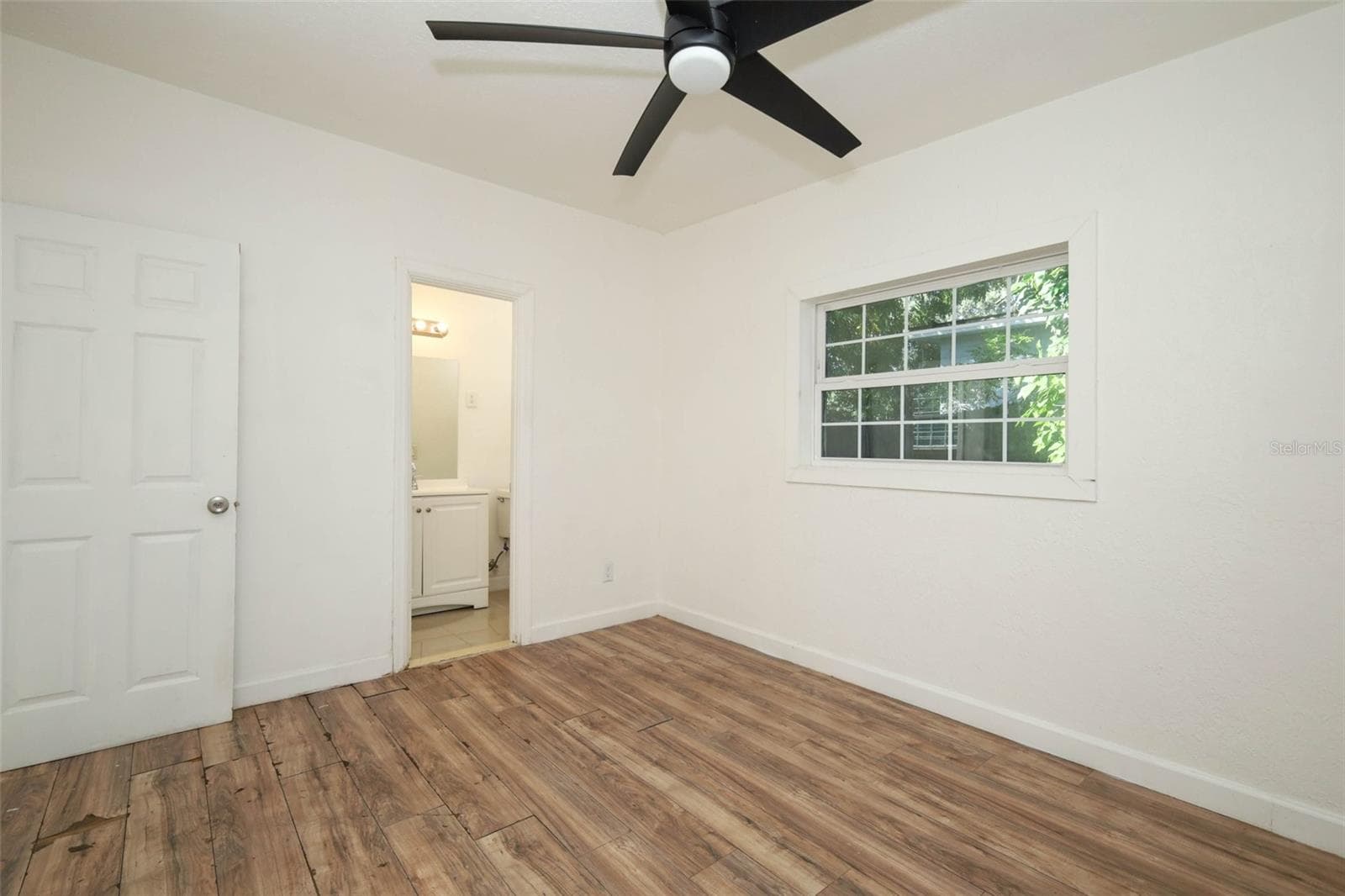 primary bedroom - 7614 BELL BLVD, ORLANDO