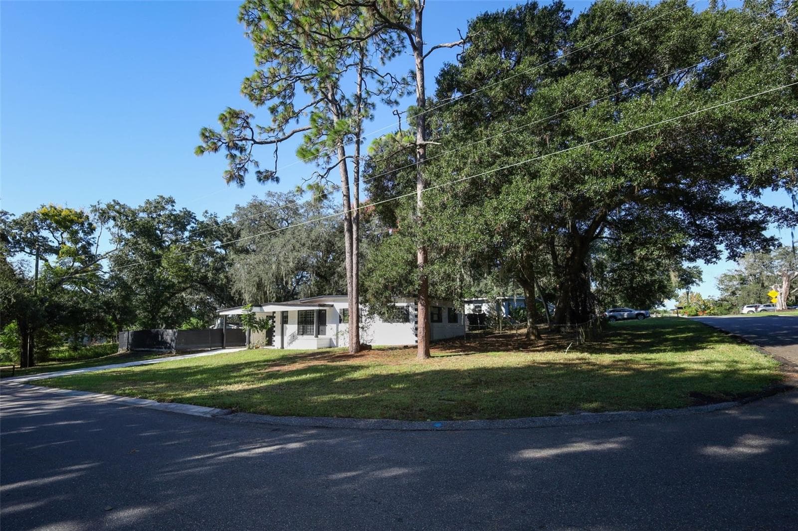 front - 7614 BELL BLVD, ORLANDO