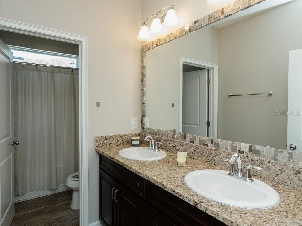 Single Family Residence at 29164 PERILLI PL, WESLEY CHAPEL, photo 21 of 44