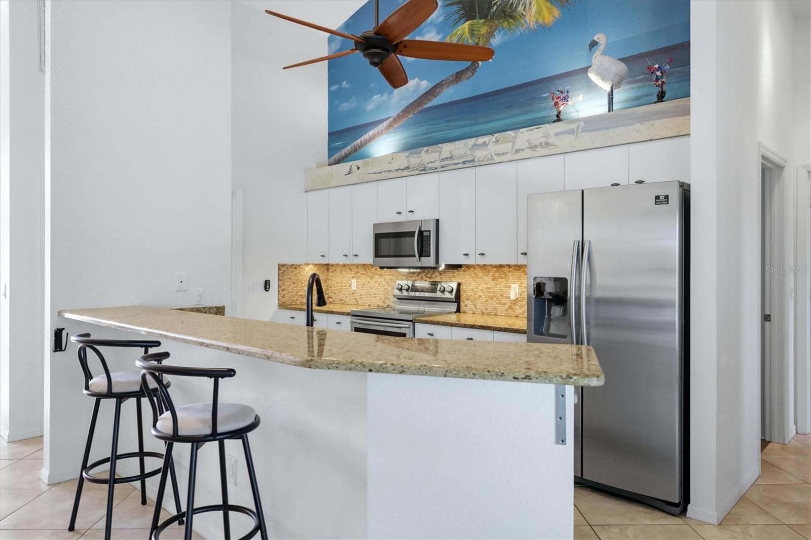 Vaulted Kitchen - 1078 ROTONDA CIR, ROTONDA WEST
