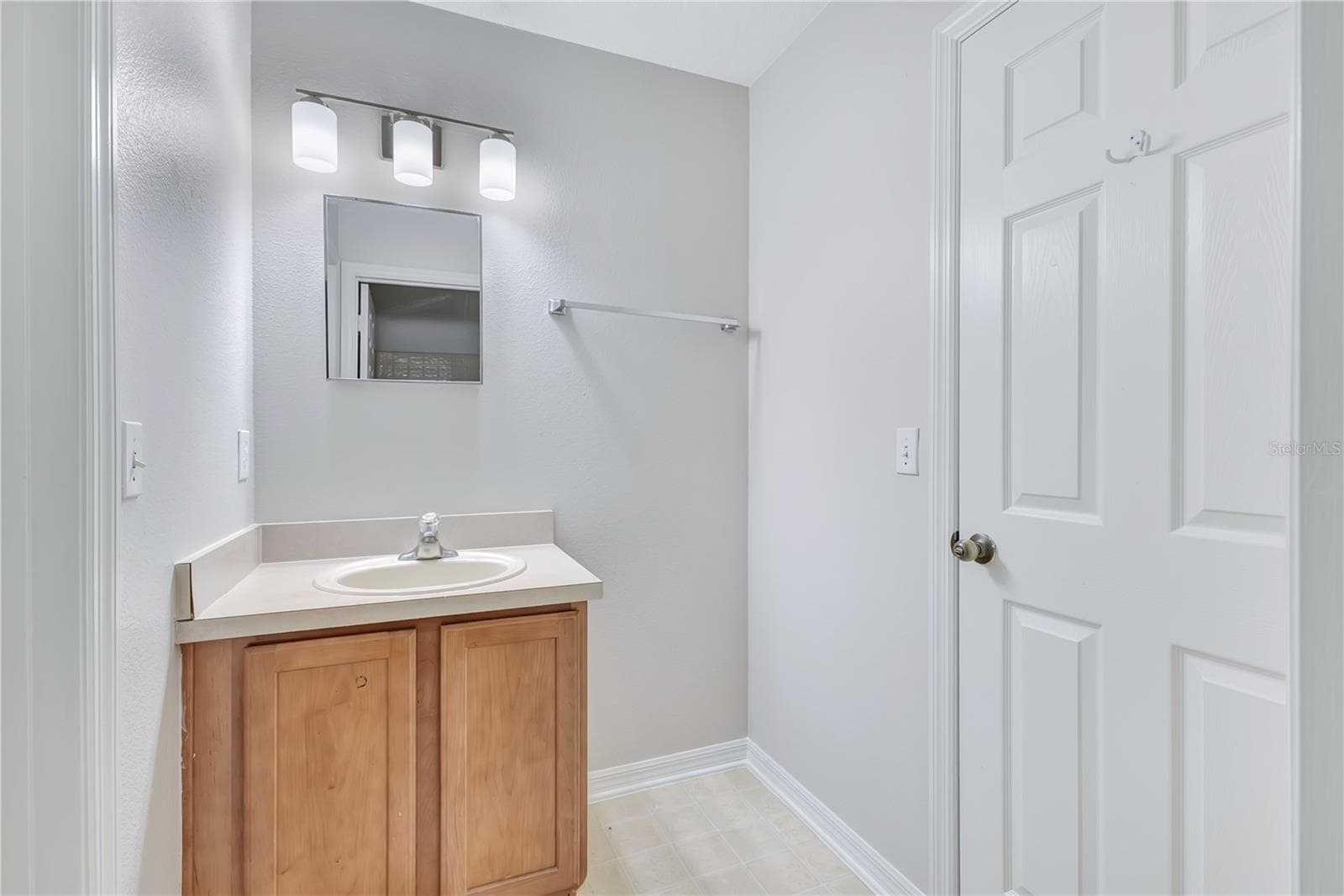 Single Family Residence at 3260 AMBERLEY PARK CIR, KISSIMMEE, photo 21 of 44