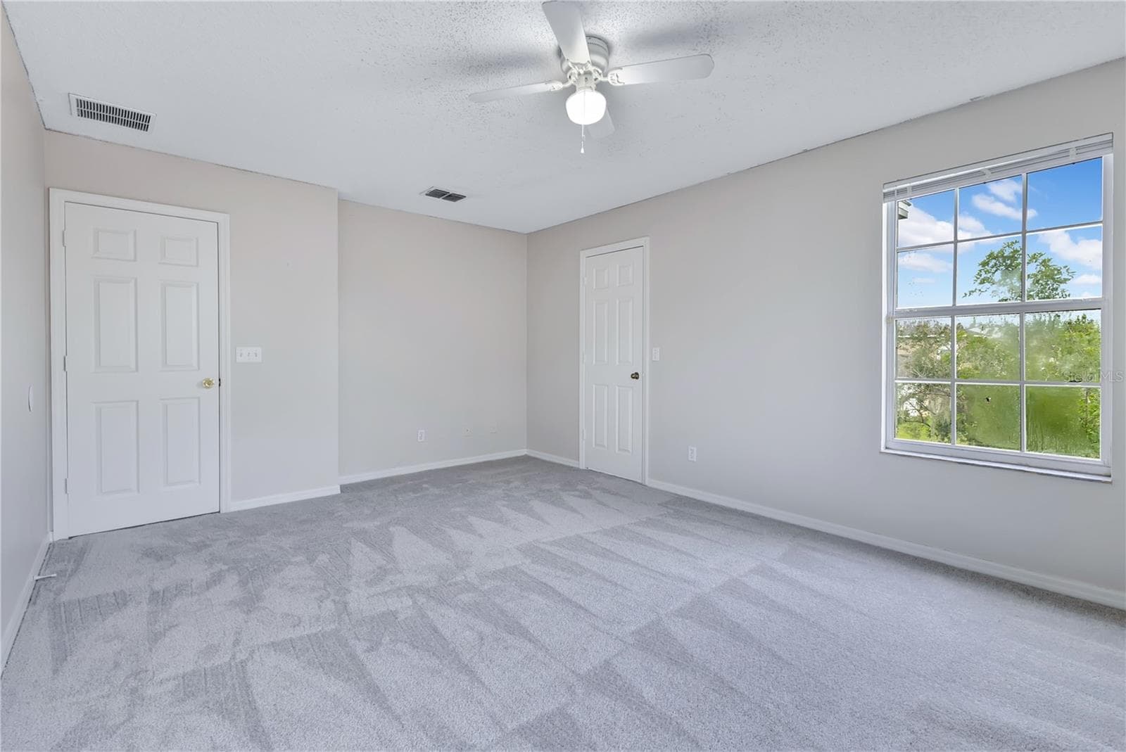 Single Family Residence at 3260 AMBERLEY PARK CIR, KISSIMMEE, photo 31 of 44