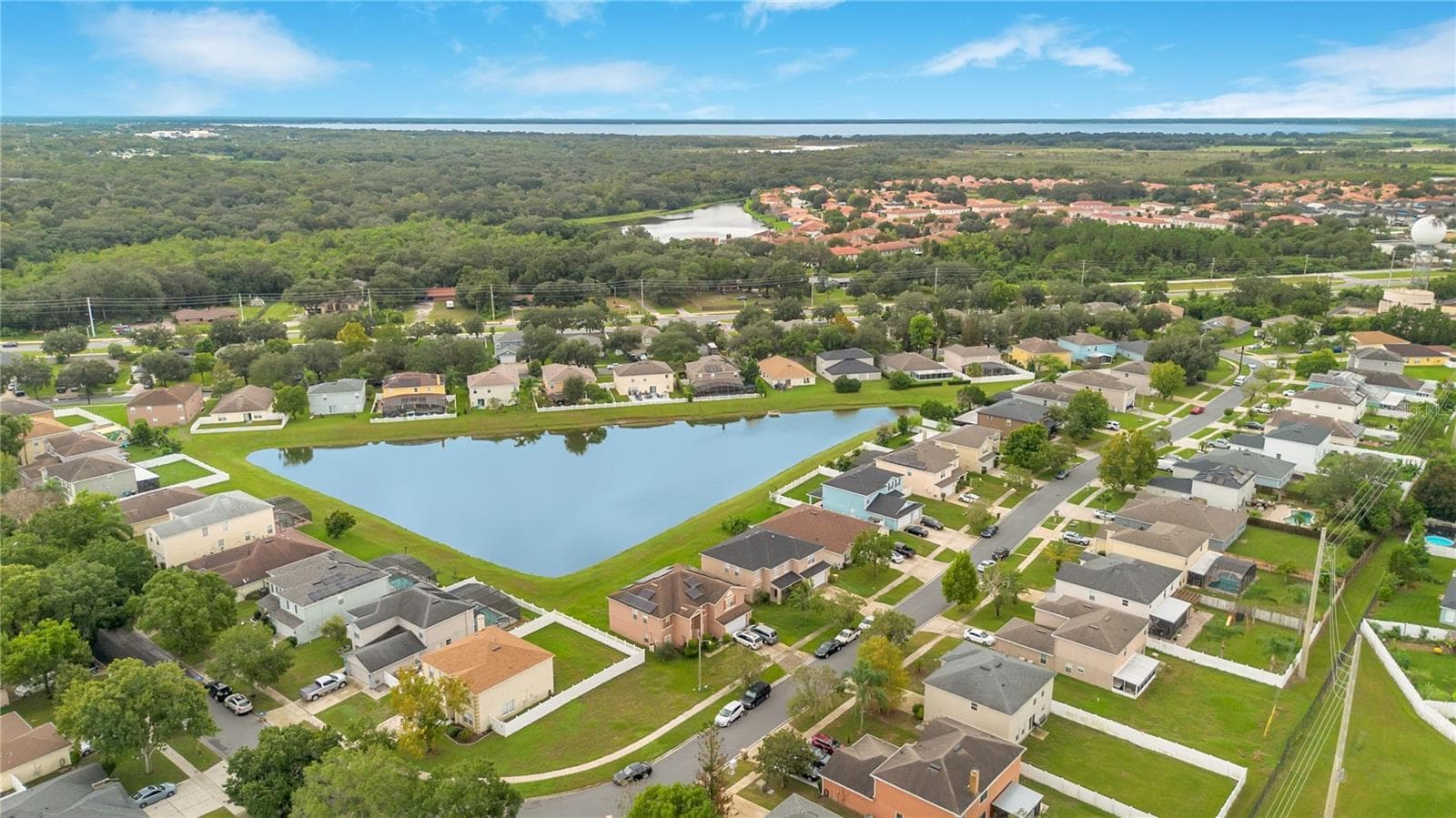 Single Family Residence at 3260 AMBERLEY PARK CIR, KISSIMMEE, photo 42 of 44