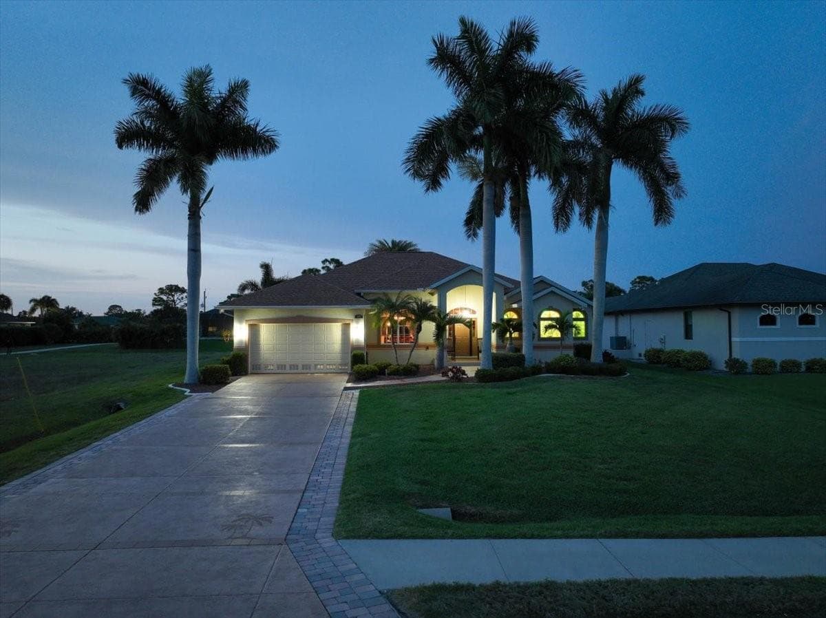 Single Family Residence at 185 ROTONDA BLVD E, ROTONDA WEST, photo 70 of 76