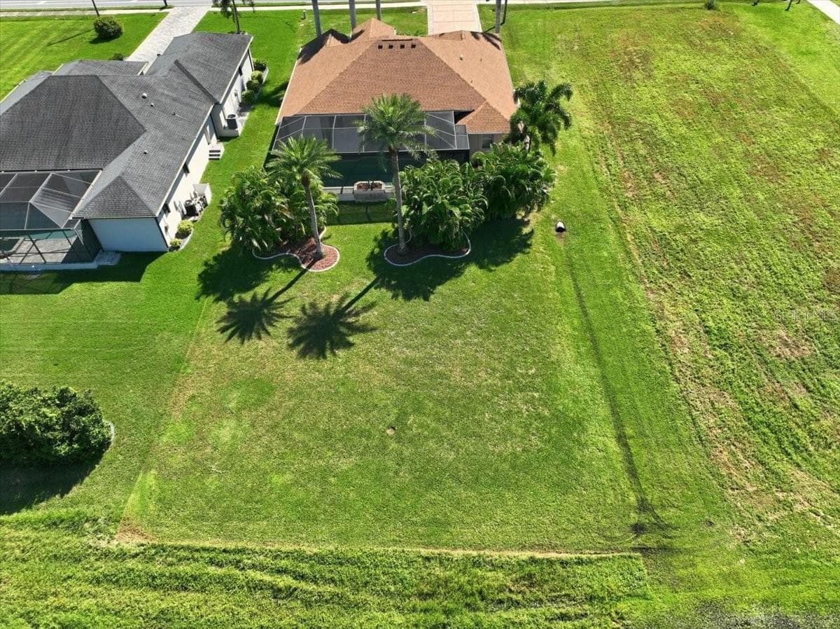 Single Family Residence at 185 ROTONDA BLVD E, ROTONDA WEST, photo 71 of 76
