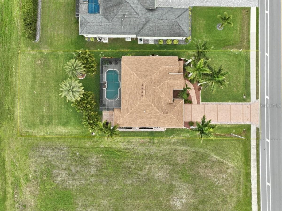 Single Family Residence at 185 ROTONDA BLVD E, ROTONDA WEST, photo 74 of 76