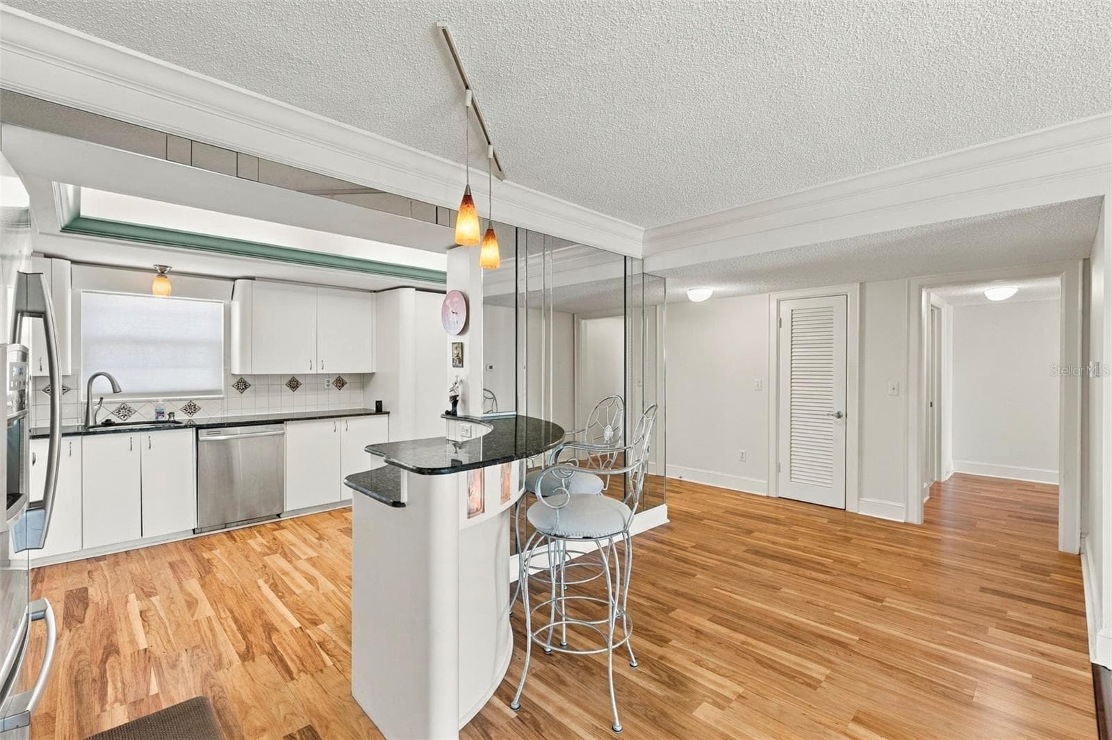 Condominium at 131 BLUFF VIEW DR #403, BELLEAIR BLUFFS, photo 5 of 34