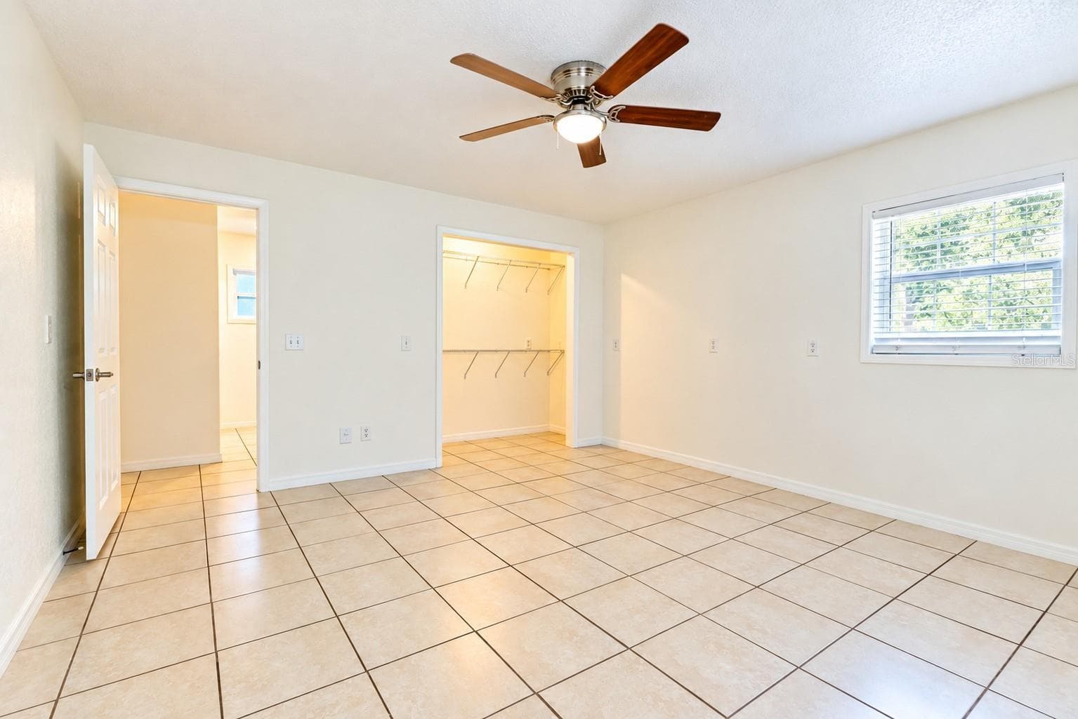 Single Family Residence at 8030 SE 153RD ST, INGLIS, photo 17 of 42