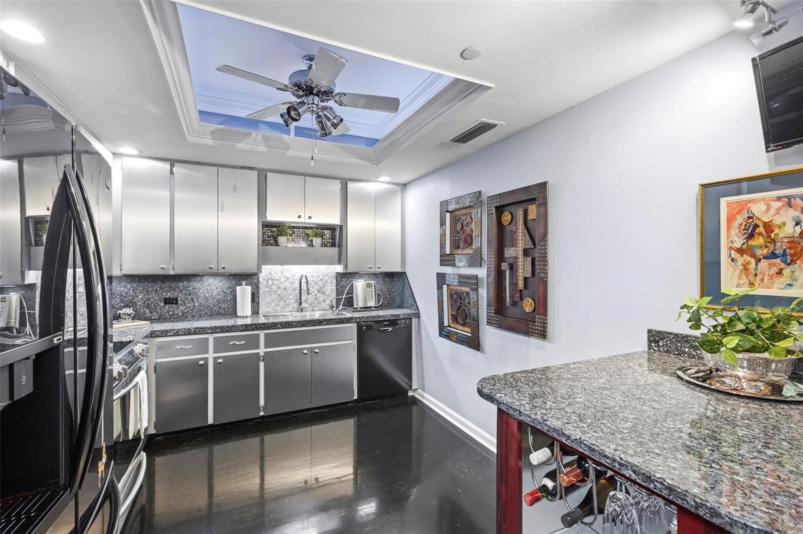 Condominium at 1 BEACH DR SE #2712, ST PETERSBURG, photo 21 of 53