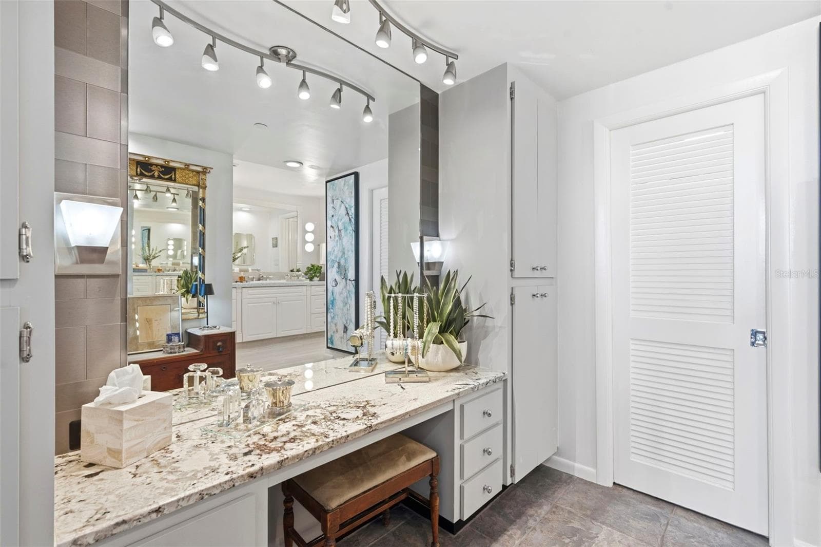Condominium at 1 BEACH DR SE #2712, ST PETERSBURG, photo 36 of 53