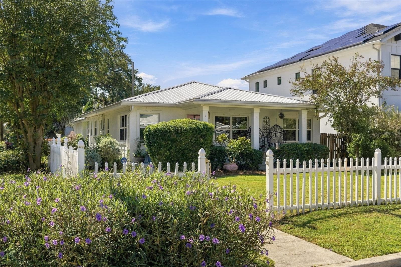 Single Family Residence at 4200 W EMPEDRADO ST, TAMPA, photo 4 of 54