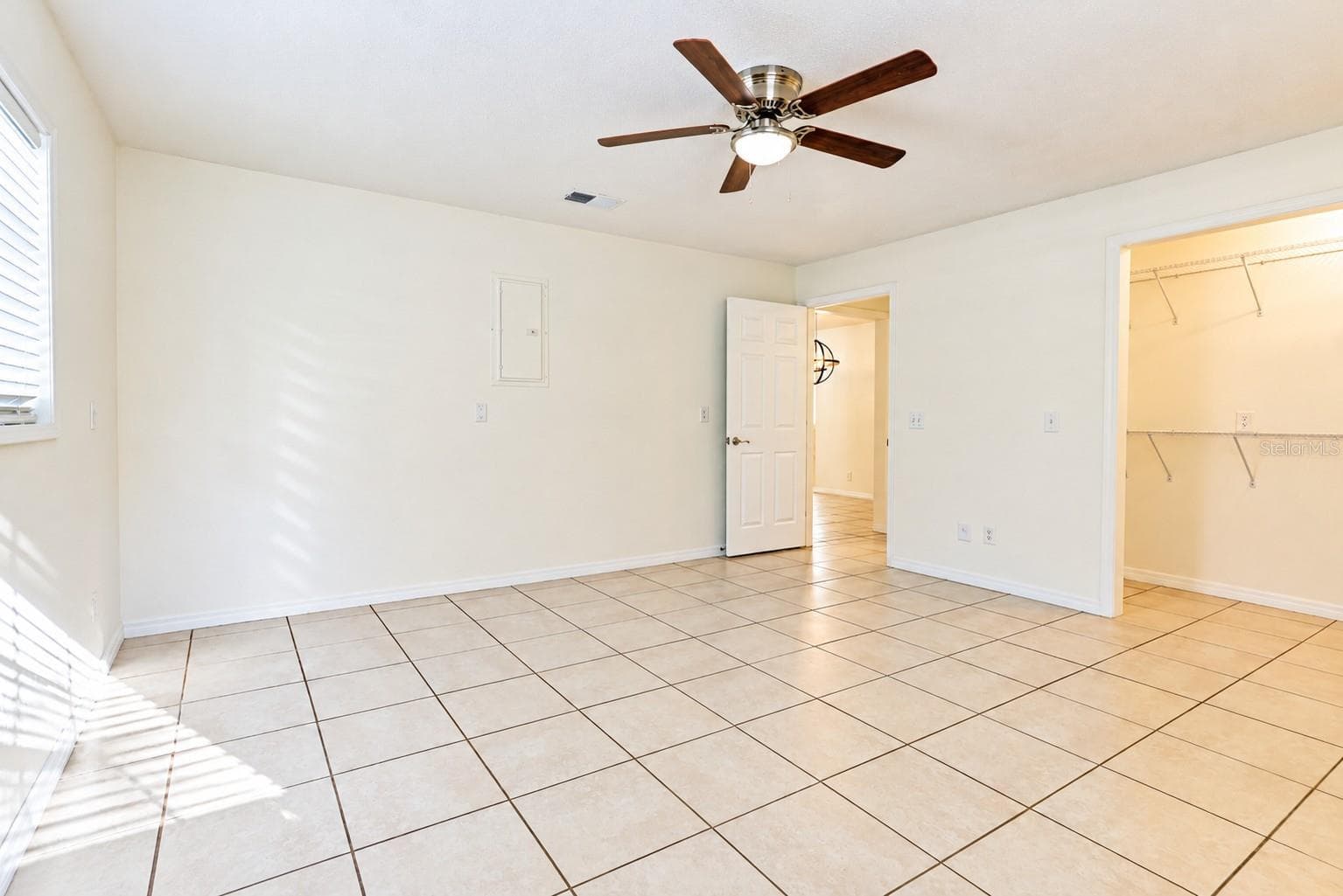 Single Family Residence at 8030 SE 153RD ST, INGLIS, photo 15 of 42