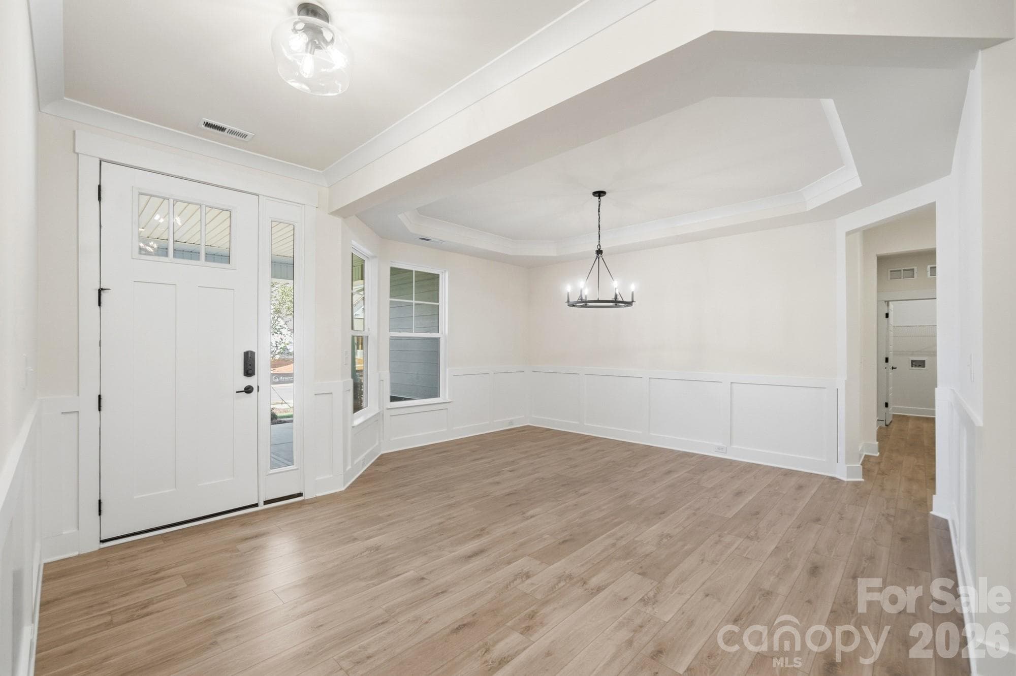 Dining and entryway - 4493 Blue Mound Court, Stanley