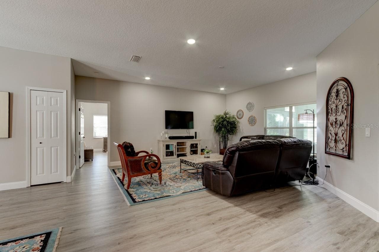 Living Room - 37 WOODLYN LN, PALM COAST