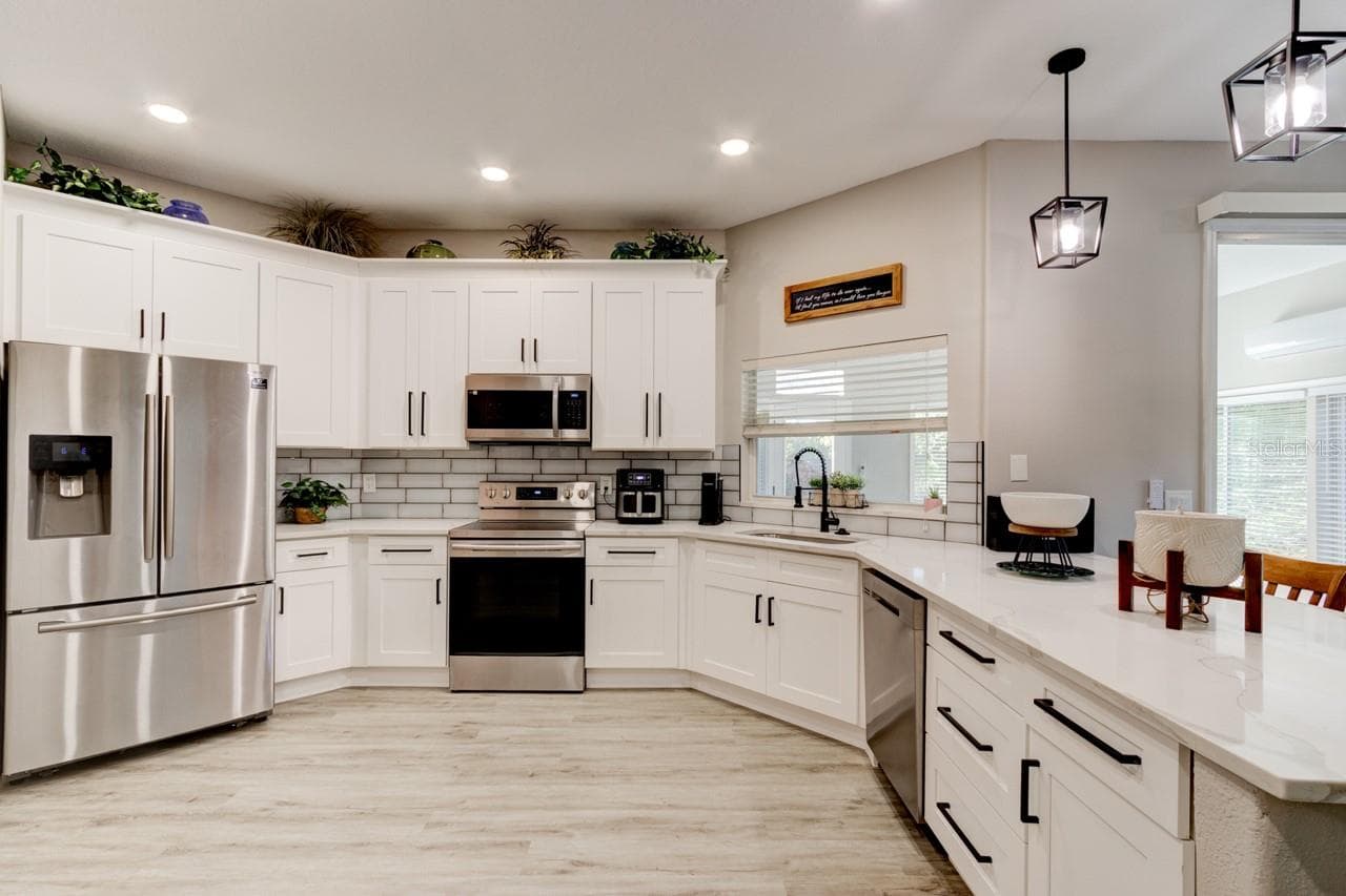 Single Family Residence at 37 WOODLYN LN, PALM COAST, photo 20 of 46