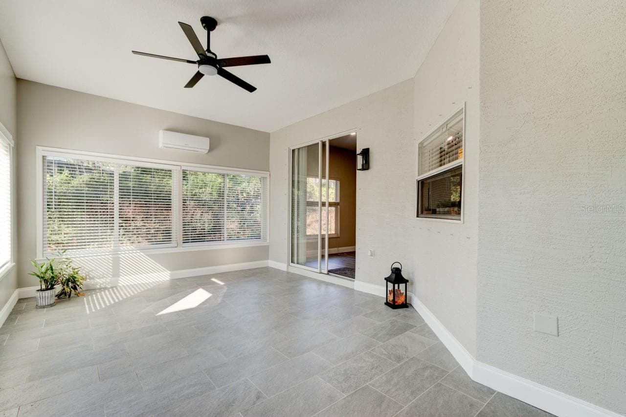 Florida Room - 37 WOODLYN LN, PALM COAST