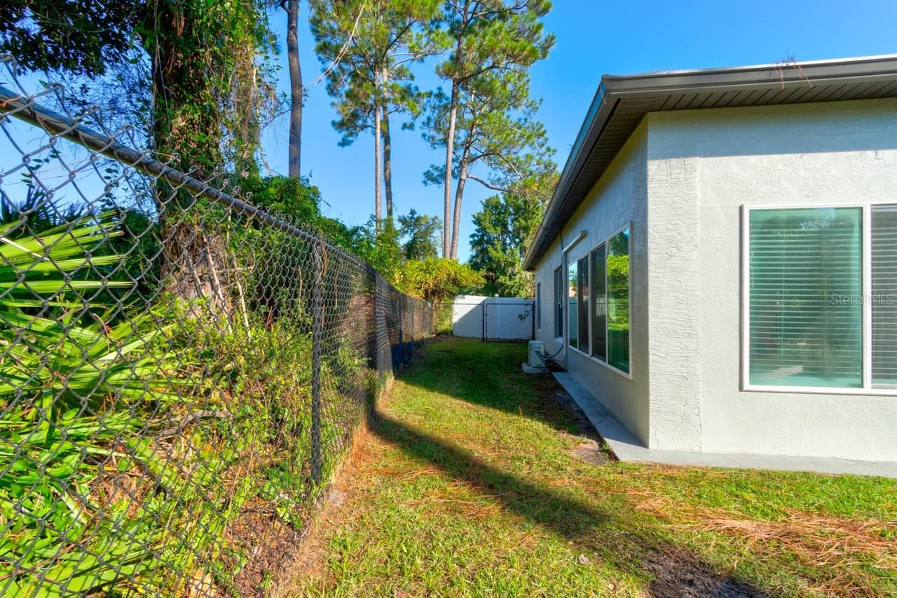 Single Family Residence at 37 WOODLYN LN, PALM COAST, photo 40 of 46