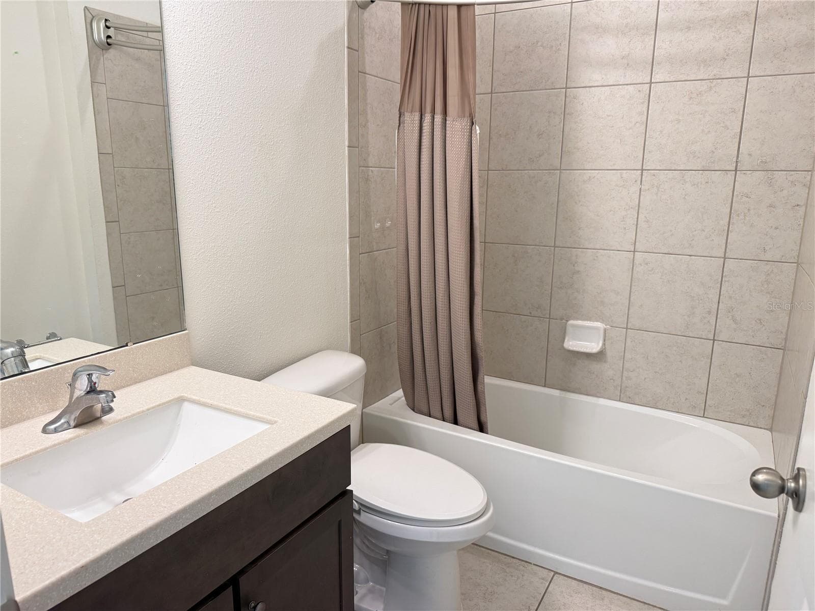 Single Family Residence at 13933 NESBIT CT, HUDSON, photo 25 of 33