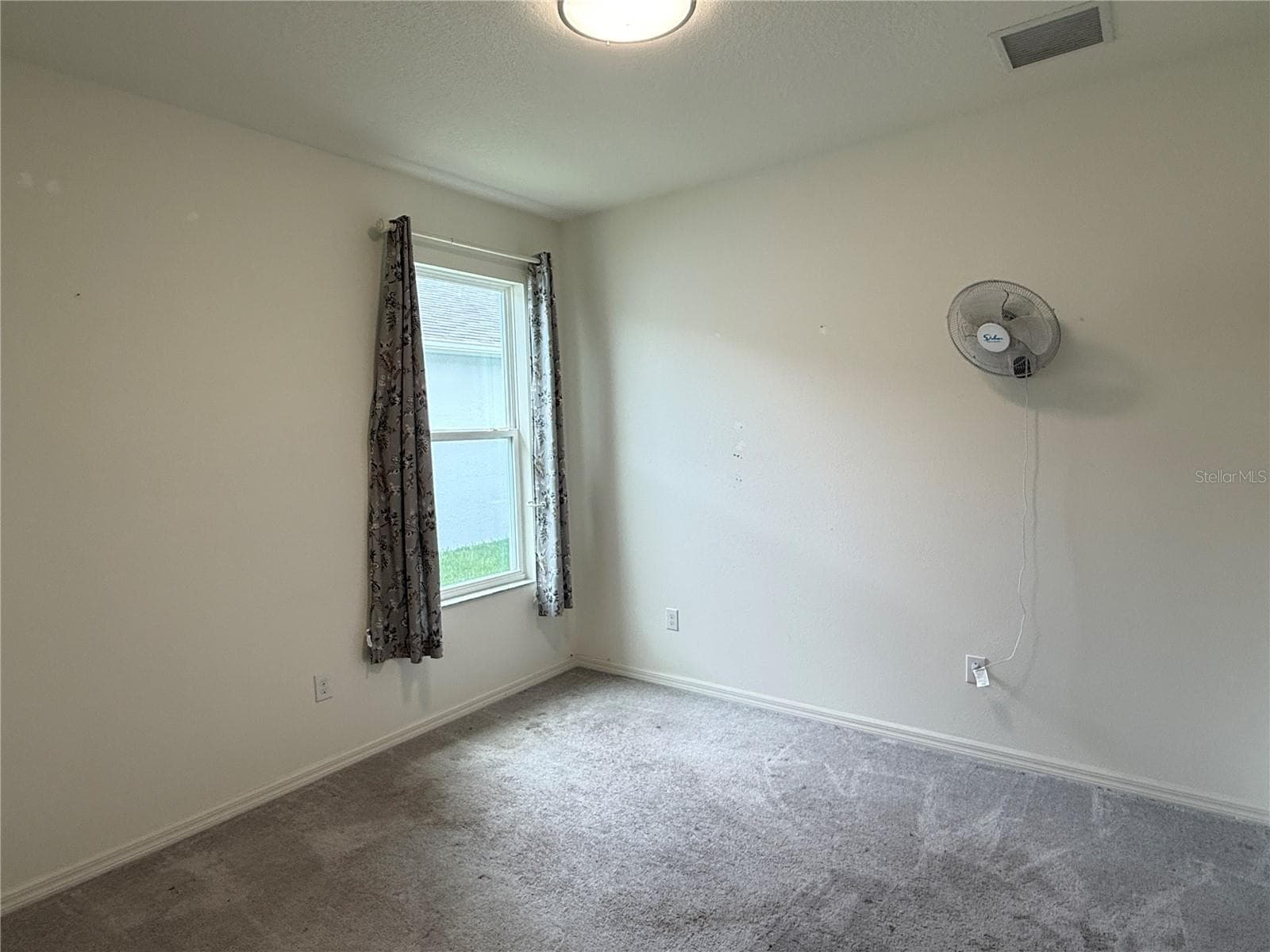 Single Family Residence at 13933 NESBIT CT, HUDSON, photo 27 of 33