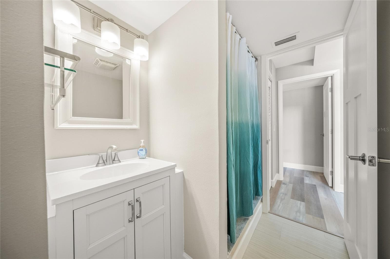Single Family Residence at 1256 RIEGELS LANDING DR, SARASOTA, photo 22 of 40