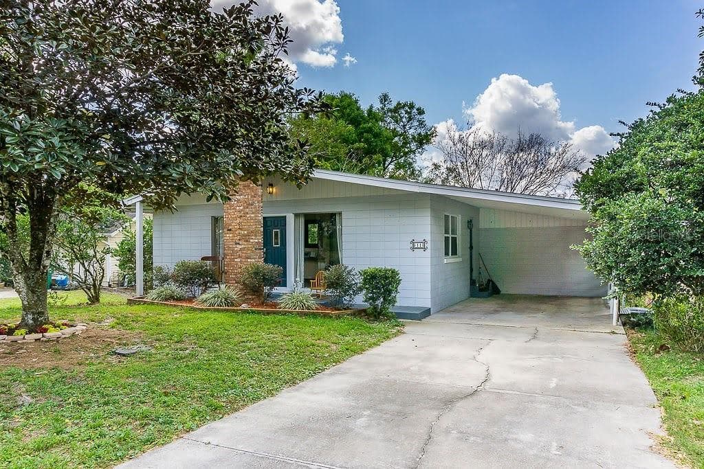 11 S UNIVERSITY CIR