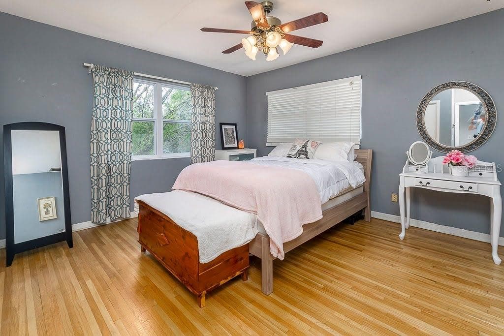 Single Family Residence at 11 S UNIVERSITY CIR, DELAND, photo 12 of 25