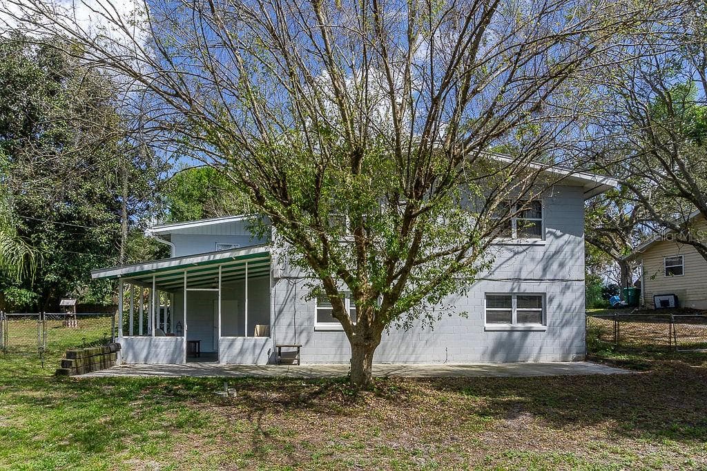 Single Family Residence at 11 S UNIVERSITY CIR, DELAND, photo 24 of 25