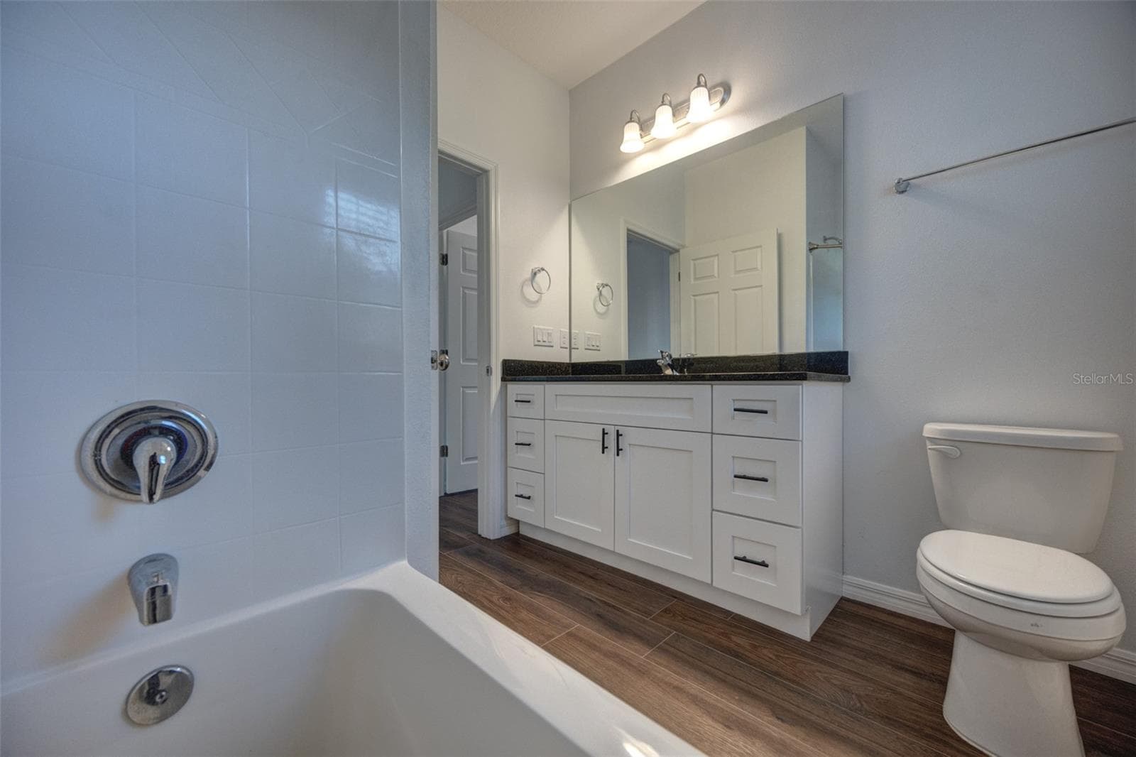 Single Family Residence at 178 DOVER LN, DELAND, photo 27 of 44